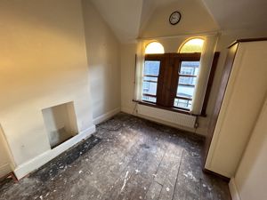 Photo 5- click for photo gallery